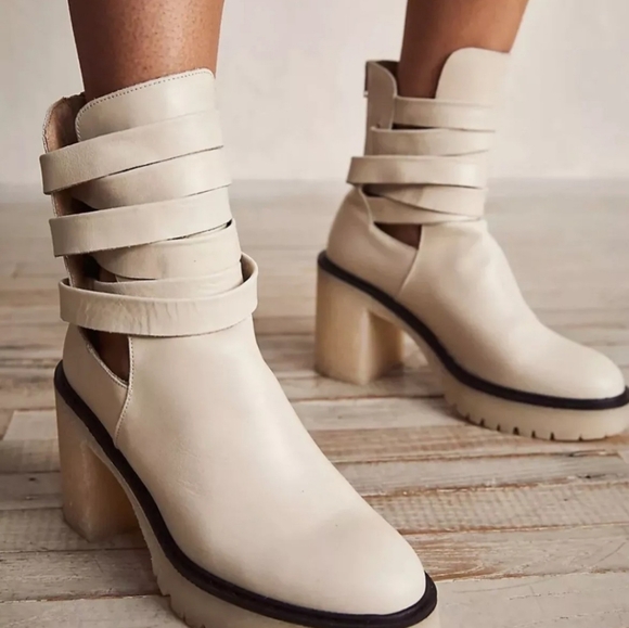 FREE People Jesse Cutout Platform Boot - Picture 3 of 12